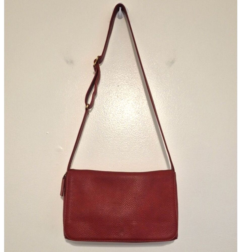 Vintage Coach Sonoma 4928 Red Pebbled Leather Messenger Shoulder Bag Italy 90s